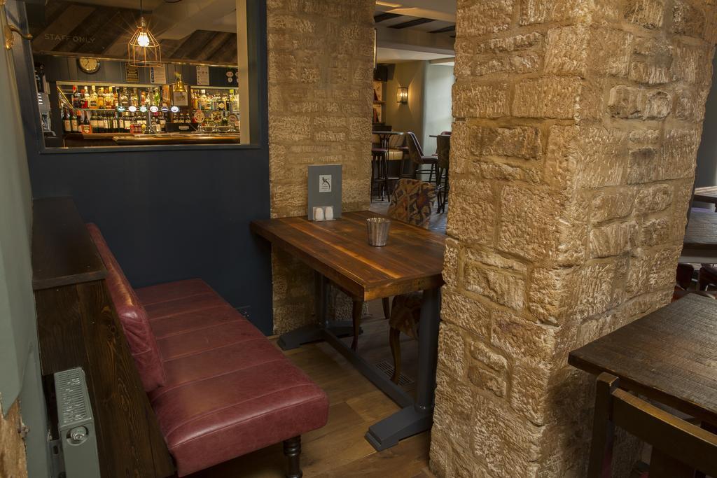 The Golden Pheasant Hotel Burford Exterior photo