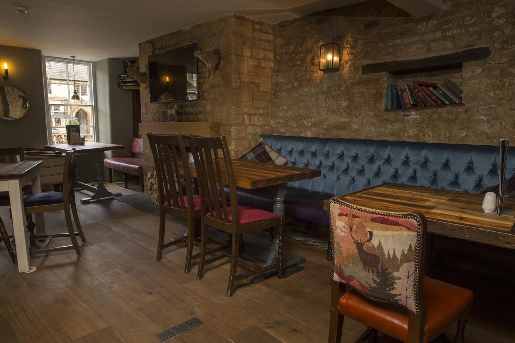 The Golden Pheasant Hotel Burford Exterior photo